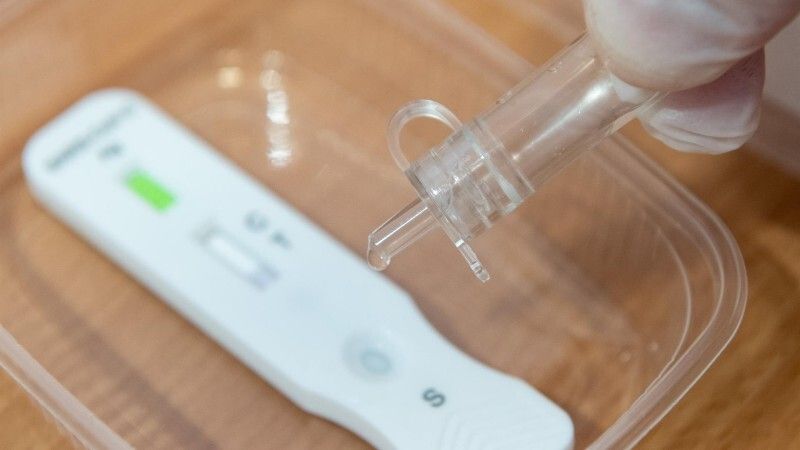 Huelva registra sólo 61 nuevos contagios de Covid-19 y mantiene a cuatro pacientes en la UCI