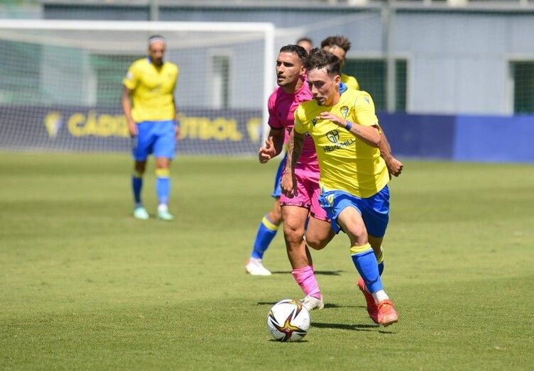 Pinchazo de un gris San Roque en el debut liguero (1-0)