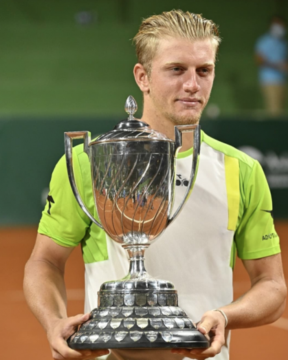 Alejandro Davidovich, tras ganar la Copa del Rey: 'Es una sensación increíble volver a jugar con público'