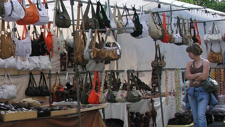 Isla Cristina cambia este domingo la ubicación de su mercadillo