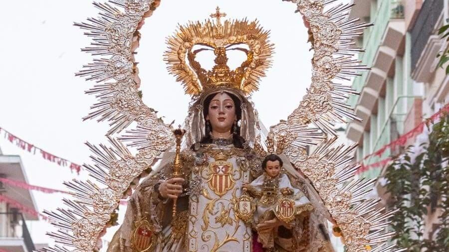 La Virgen de la Merced saldrá este sábado con costaleros y banda de música