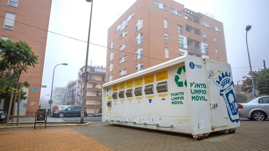 Nuevas ubicaciones para el Punto Limpio Móvil de la capital
