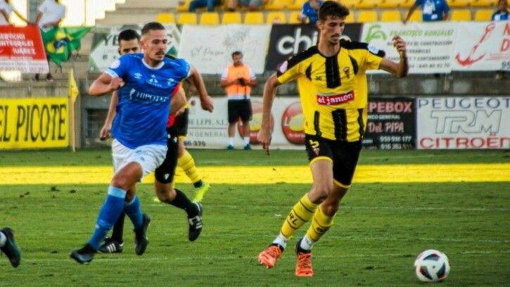 El Recre sale de la zona de 'play-off' y el San Roque de la de descenso