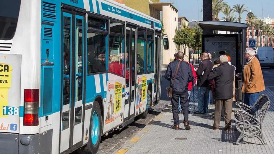 ¿Autobuses gratis? En Huelva casi que no