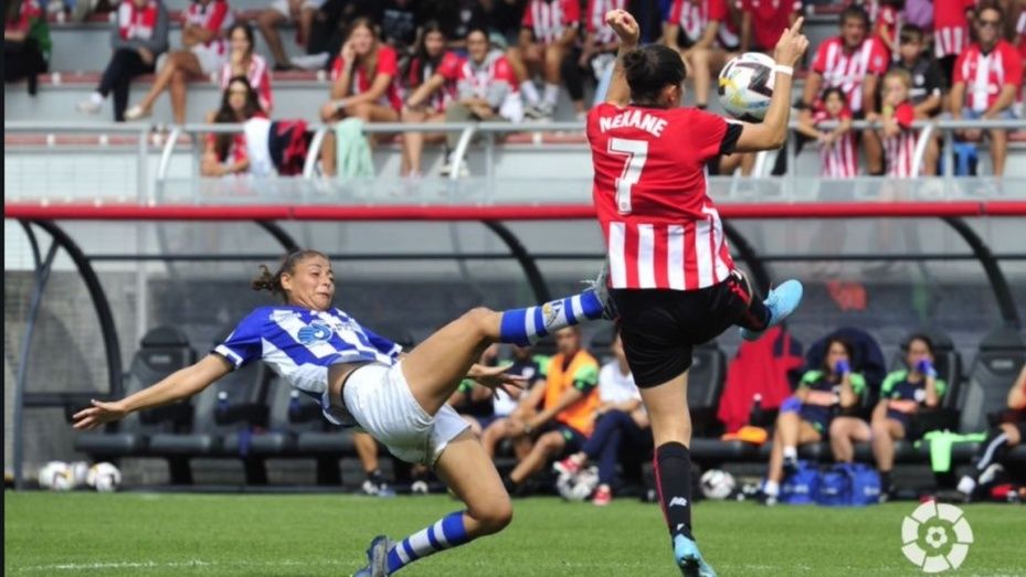 Estreno de pesadilla para el Sporting (3-0)