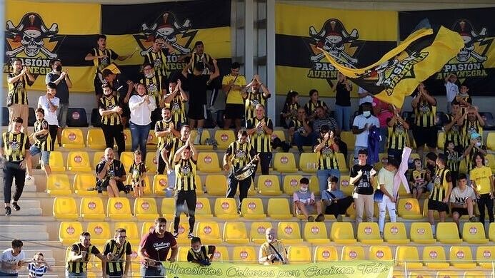 Agotadas las entradas para el Ciudad de Lepe: habrá una fiesta del fútbol onubense con casi 3.000 personas en las gradas