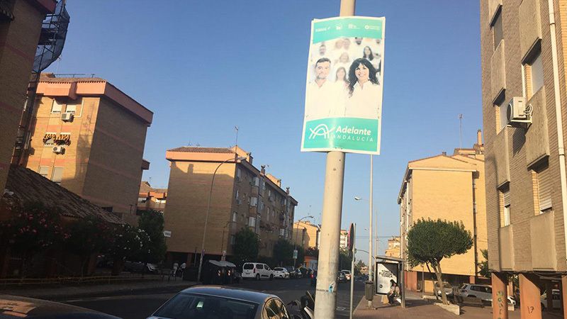 El runrún: Cartelería electoral que sobrevive... ¡un año después!