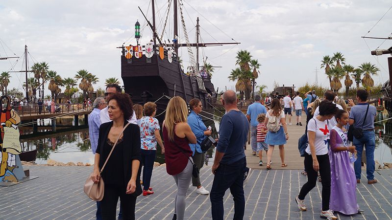 Doce de Octubre en el Muelle de las Carabelas
