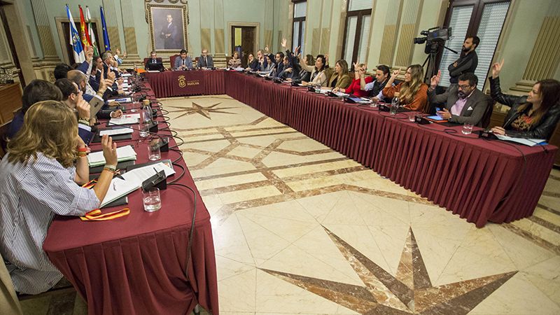 El Ayuntamiento de Huelva tira de 'ingeniería financiera' para rebajar los intereses de sus préstamos
