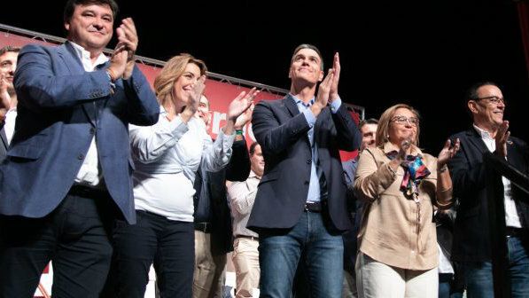 Pedro Sánchez asegura que con la derecha en el Gobierno Torra y Puigdemont harían 'la ola'