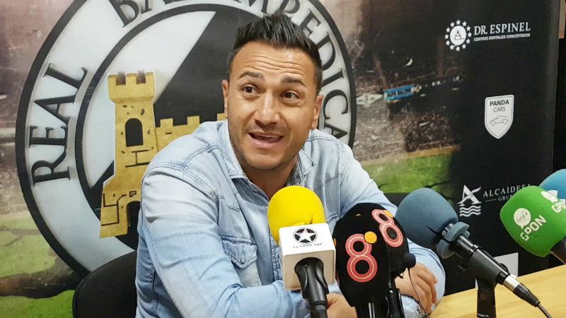 Jordi Roger: 'El Recre tiene 11.000 abonados y con eso sólo hay que pensar el dinero que entra para poder fichar'