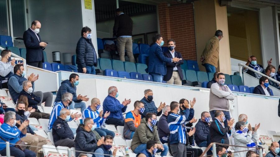 Los socios entre el 841 y el 1.699 puede retirar desde este martes su entrada para el Recre-Las Palmas Atlético