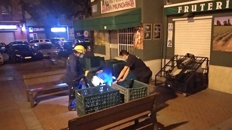 Un apagón mantiene a oscuras desde hace más de ocho horas a un centenar de viviendas de Villamundaka