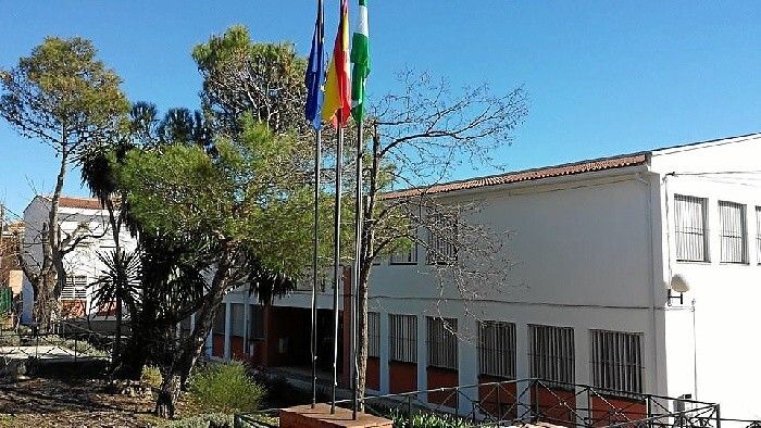 Detectado un caso de Covid-19 en el IES Puerta de Andalucía de Santa Olalla del Cala