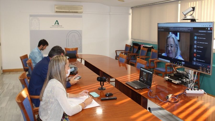 La Junta hará tests a todos los temporeros que trabajen en la campaña agrícola onubense