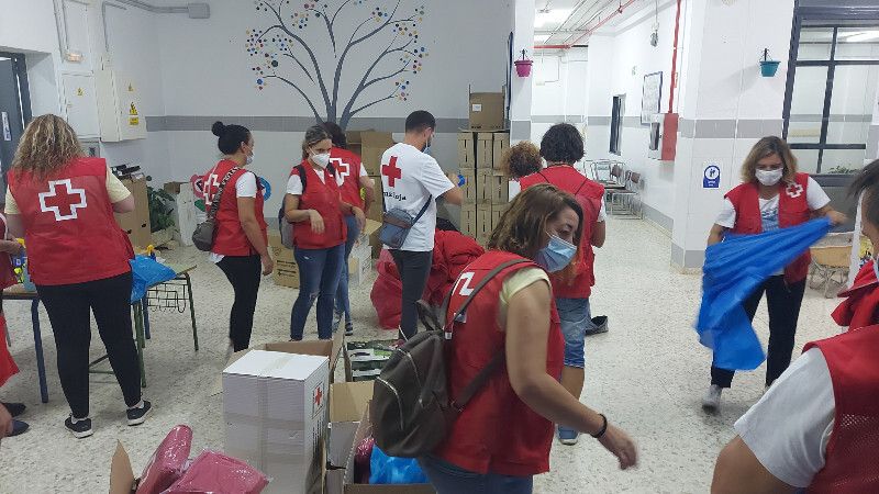Cruz Roja atiende durante la pandemia a más de 72.000 personas gracias a 4.600 voluntarios
