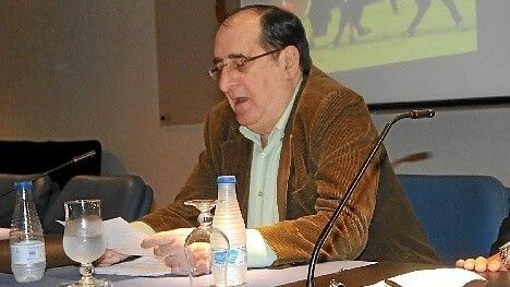 Vicente Parra presenta en Palos el libro 'Coso del Descubrimiento: diez años de toros'
