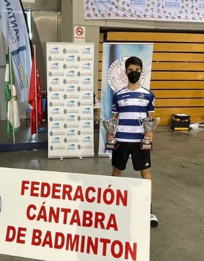 El IES La Orden cosecha una docena de medallas en tres torneos
