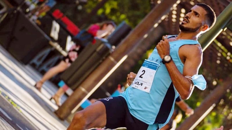 Zakaria Boufaljat sigue corriendo de miedo en Soria y se acerca más al Europeo