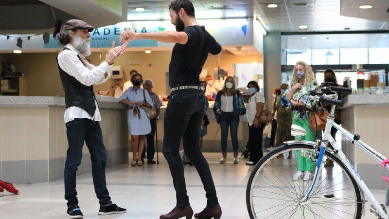 La danza toma los espacios públicos de Cartaya