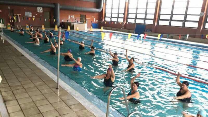 Reabre la piscina municipal de Isla Cristina tras la reparación de los daños del temporal