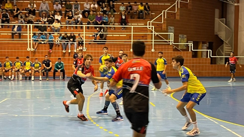 Tres de tres para el PAN Moguer (34-29)