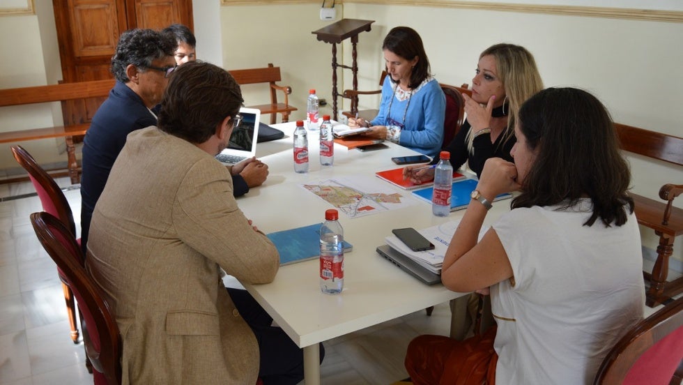 El Ayuntamiento de San Juan del Puerto ultima la modificación del PGOU del Camino de Gibraleón