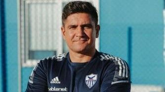 Exótica aventura en Chipre para el exjugador del Recre Xisco Muñoz