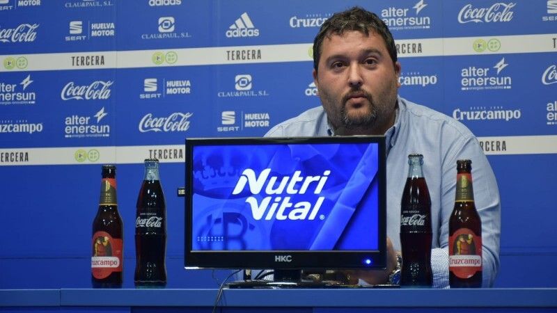 Dani Alejo señala que varios futbolistas del Recre 'han sido multados' por cometer actos de indisciplina