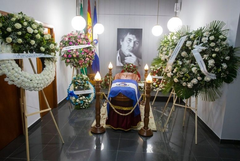 El funeral por Jesús Quintero, la última despedida pública al comunicador