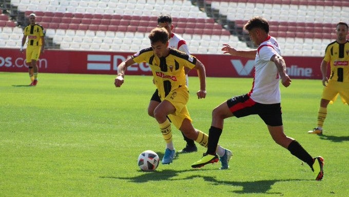 Pablo Haro, el pedazo de extremo que tiene el San Roque y que creció junto a Pedri