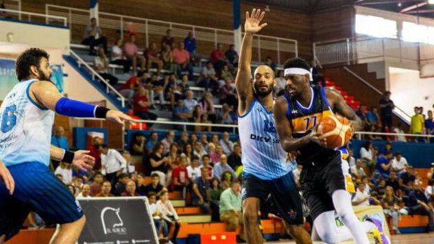La Línea inflige al Huelva su primera derrota en el Estrada (73-81)