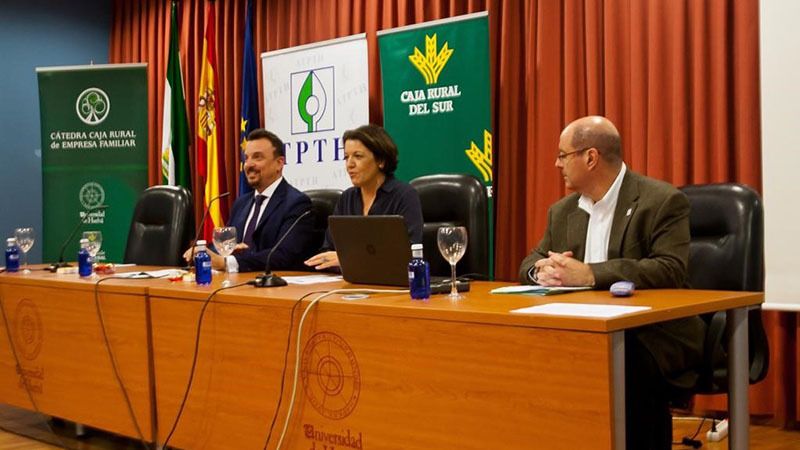 Seminario en la UHU de la Cátedra de la Empresa Familiar de Caja Rural del Sur