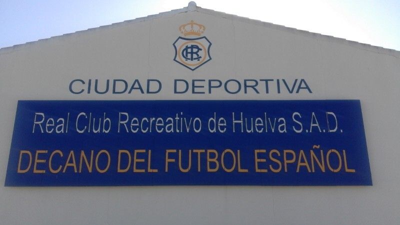 Punto para la esperanza en el estreno del Recre juvenil (0-0)
