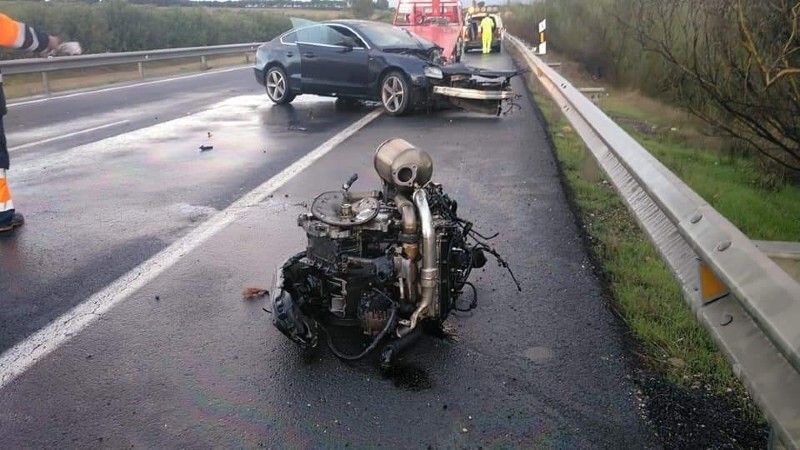 Dos heridos en un aparatoso accidente de tráfico en la A-49