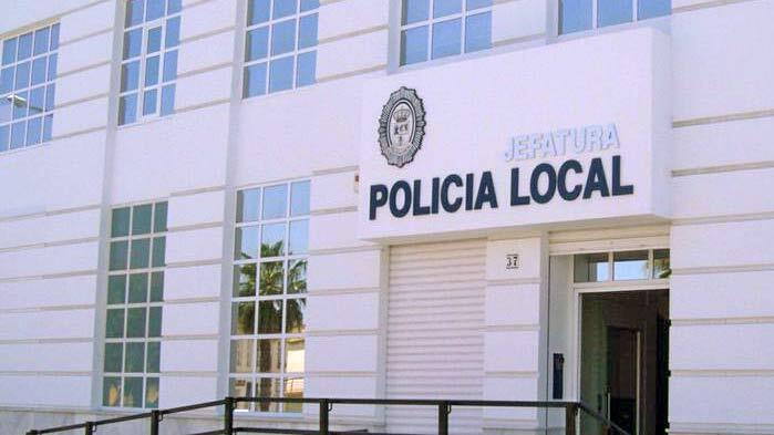 La Policía Local de Lepe denuncia a una mujer que injurió al cuerpo en un periódico digital