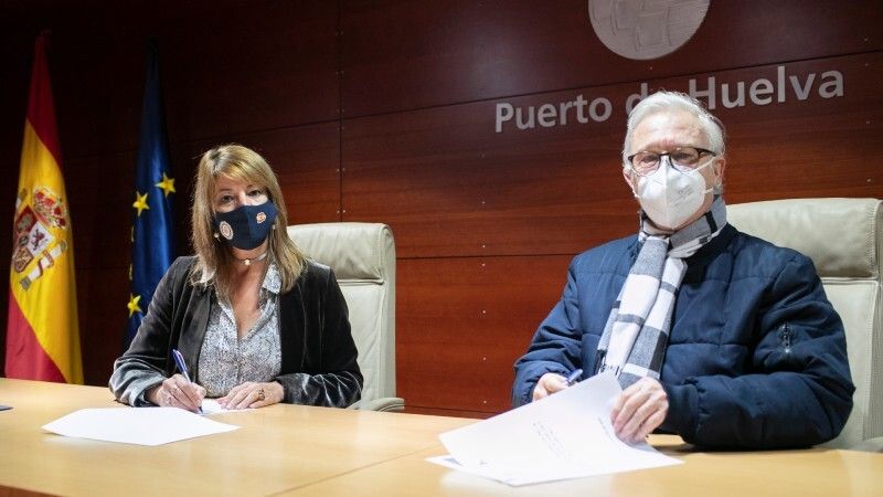 El Puerto de Huelva y la Fundación Tutelar TAU facilitarán la comunicación digital de las personas con discapacidad