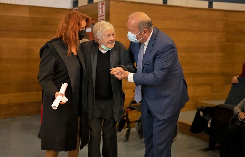 El Colegio de Abogados homenajea a los profesionales que cumplen 25 y 50 años como colegiados