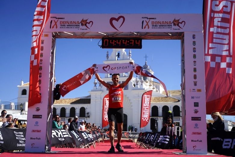 Francisco Pérez e Isabel Sandoval se adjudican el noveno Doñana Trail Marathon