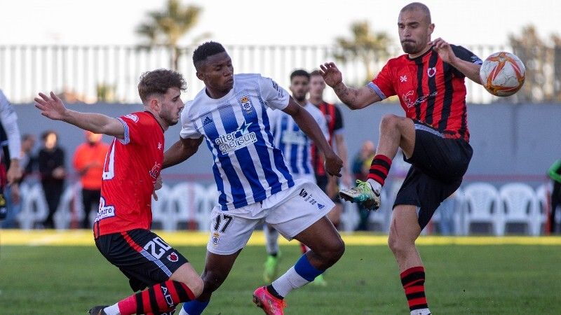 El Recre ya distancia en ocho puntos al Utrera y en nueve al Córdoba B