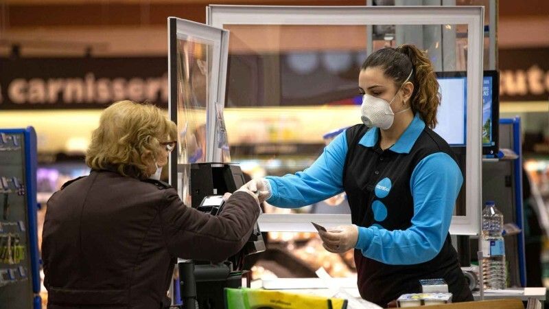 Adecco oferta puestos de trabajo en supermercados de Huelva, Ayamonte, Almonte y Mazagón