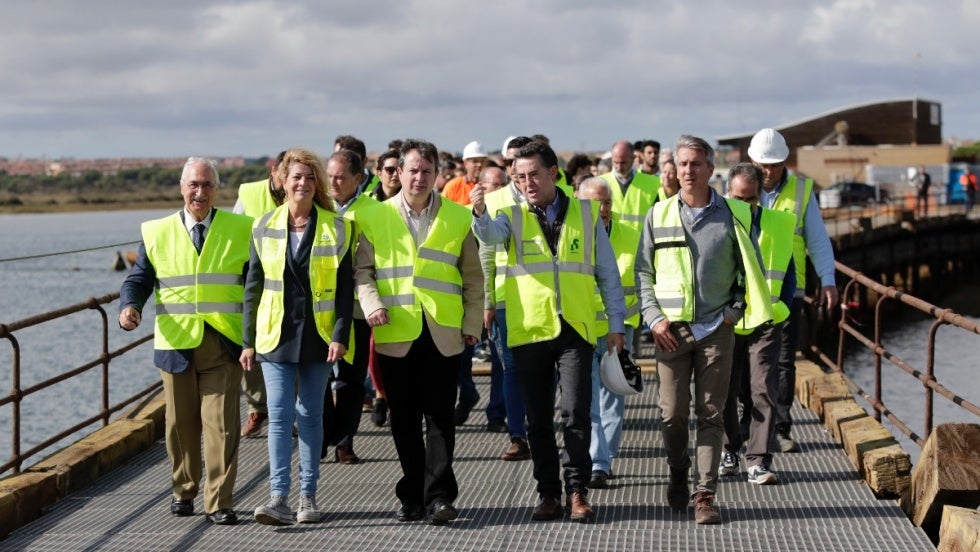 Las obras de restauración del Muelle de Tharsis se centran en la rehabilitación del embarcadero