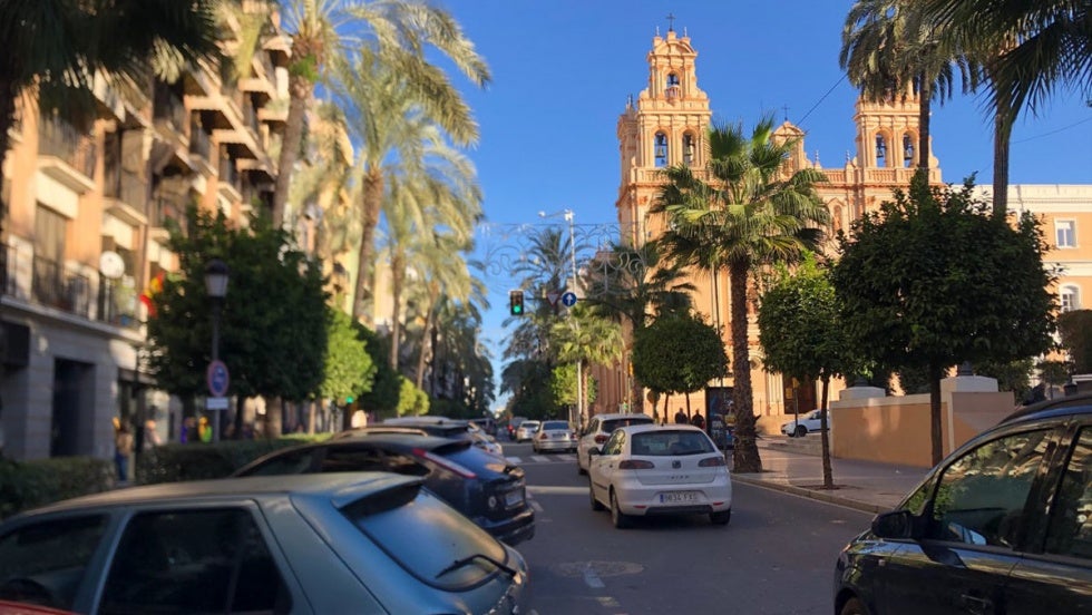Piden que el lateral de La Merced correspondiente al Paseo de la Independencia se mantenga abierto al tráfico