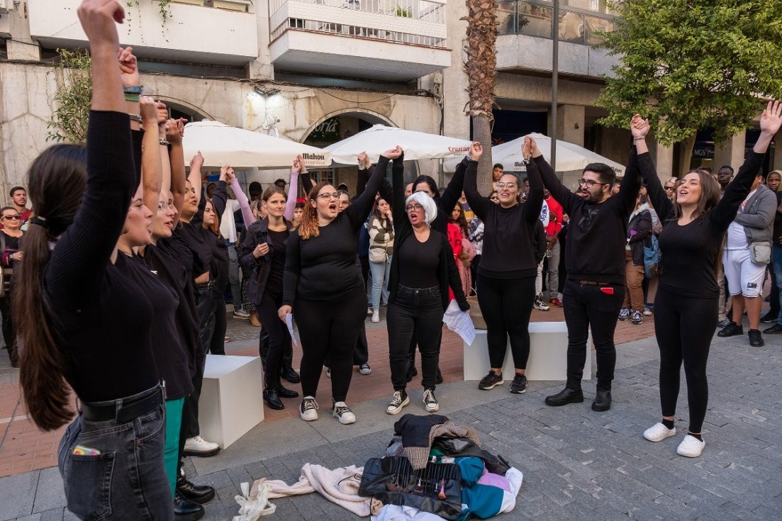 Unidad institucional y rechazo a la violencia de género en la conmemoración del 25N en Huelva