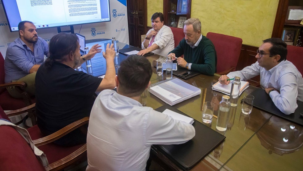 Entregado el documento de avance del nuevo PGOU, que se presentará próximamente a la ciudadanía