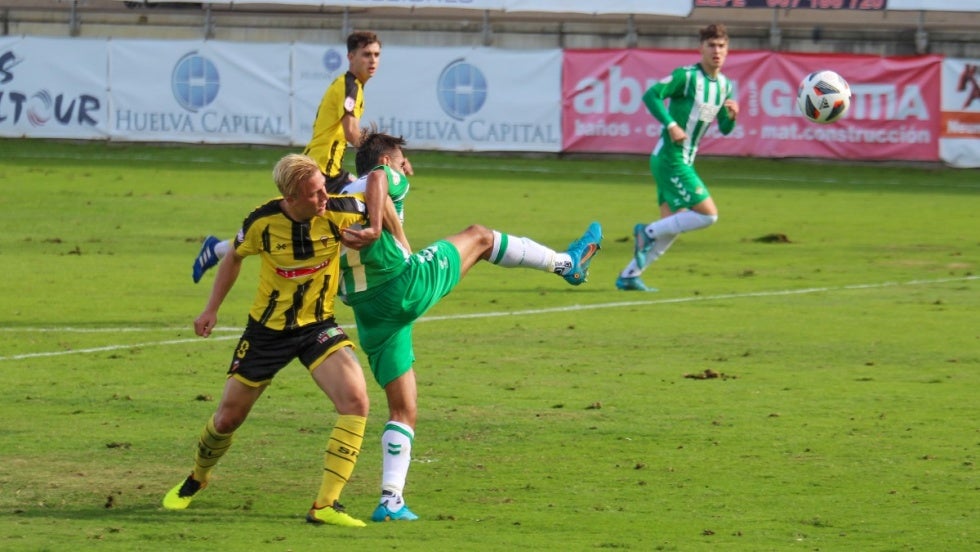 El San Roque ya empieza a hacer un fortín del Ciudad de Lepe (1-0)