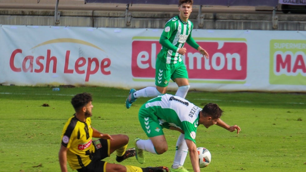 El San Roque ya empieza a hacer un fortín del Ciudad de Lepe (1-0)