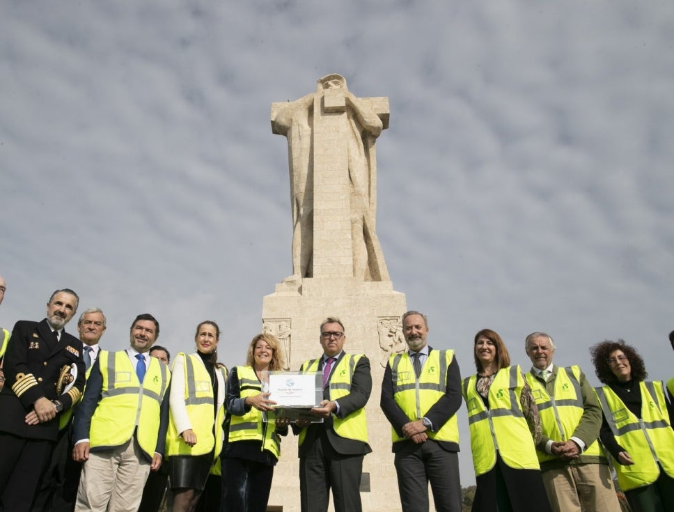 El Puerto de Huelva coloca la primera piedra de las obras de remodelación del entorno del Monumento a Colón