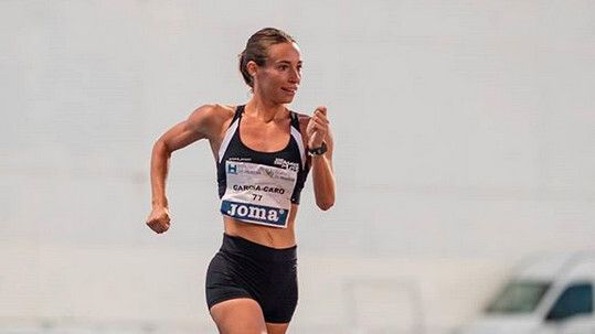 Laura García-Caro despide el año con victoria en Guadix