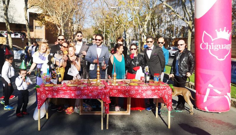 Adrián Andivia y Marta Corazón triunfan en una multitudinaria y festiva décima San Silvestre
